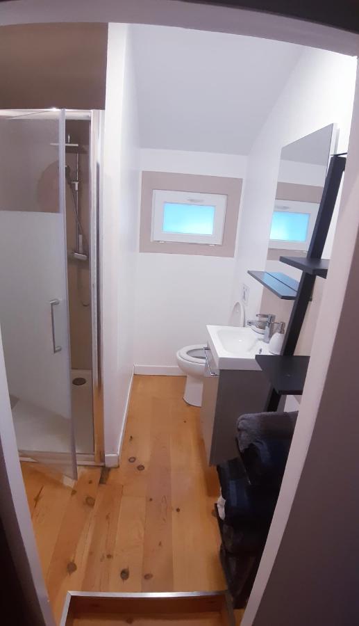 La Glaciere - Chambre Avec Salle De Bain - 2 Personnes เลอม็องส์ ภายนอก รูปภาพ